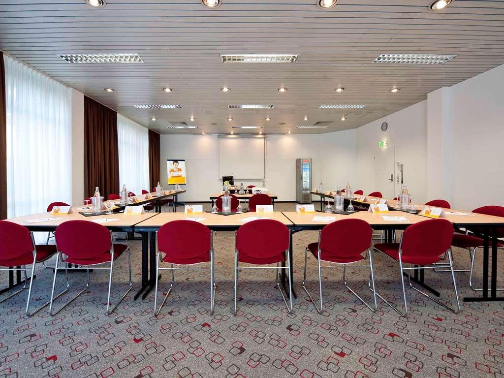 Ibis Regensburg Zentrum Εξωτερικό φωτογραφία